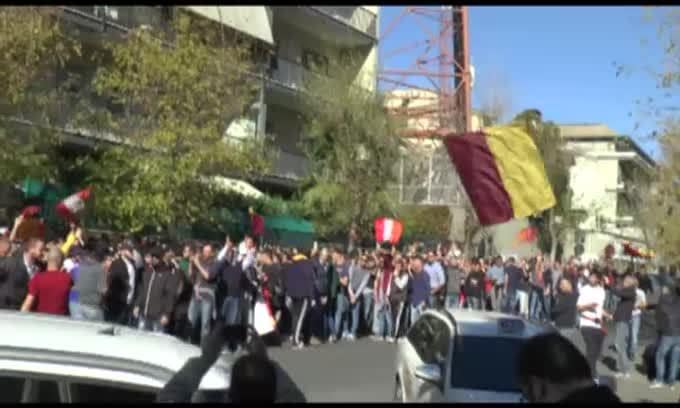 Roma: c'è il lupetto sulla nuova maglia?