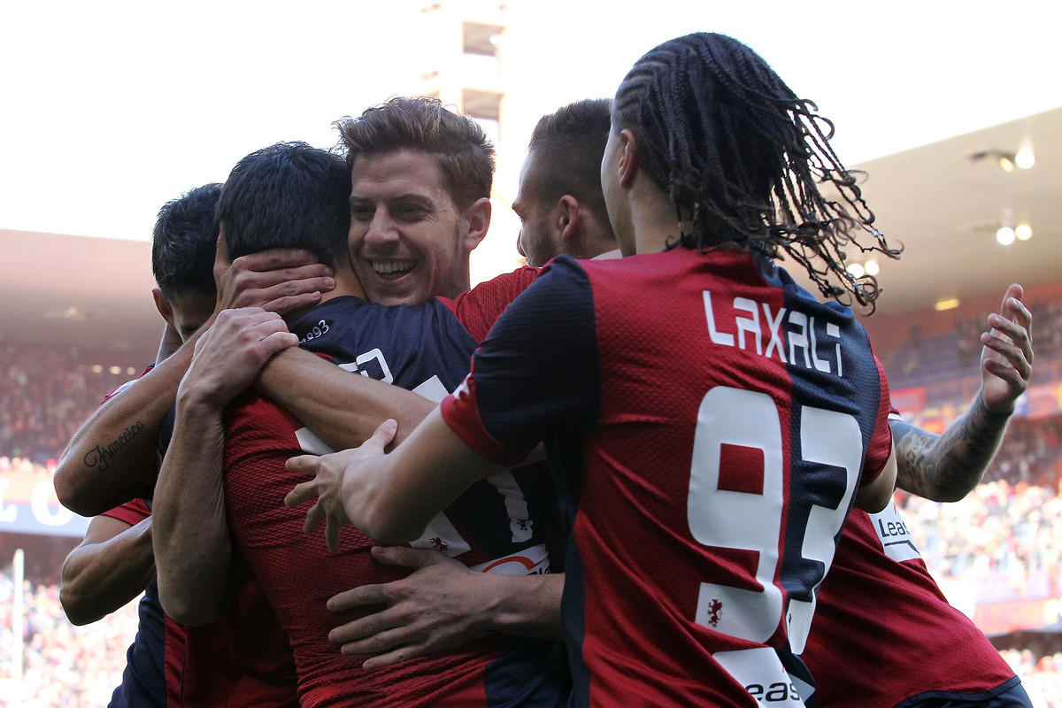 Genoa-Palermo 4-0, poker rossoblù e super Pavoletti