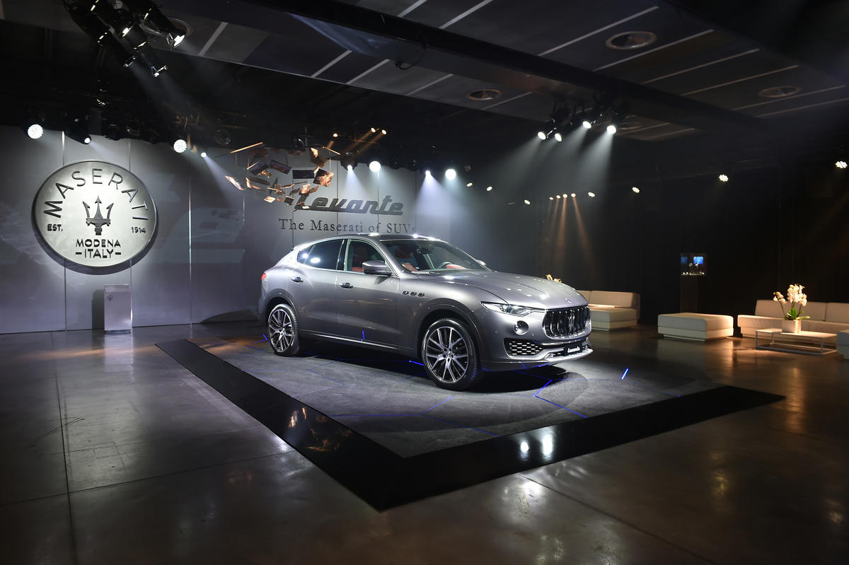 Maserati Levante, debutto show a Milano