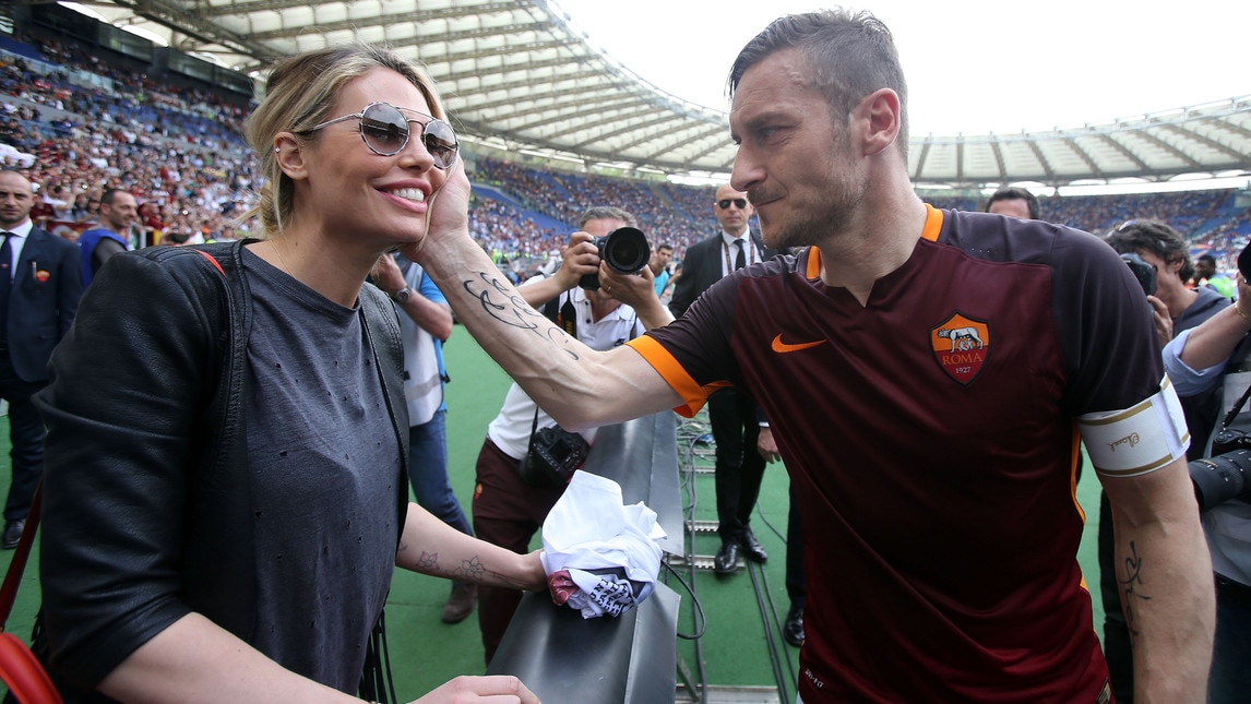 Totti e Ilary Blasi, è crisi: così finisce la favola
