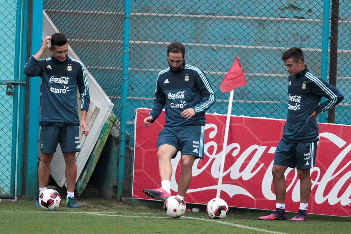 Argentina, Dybala e Higuain preparano la sfida al Perù