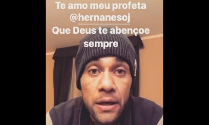 Dani Alves, messaggio a Hernanes: «Ti amo mio profeta»