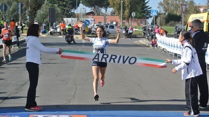 Atletica - Laila Soufyane domina la XMilia