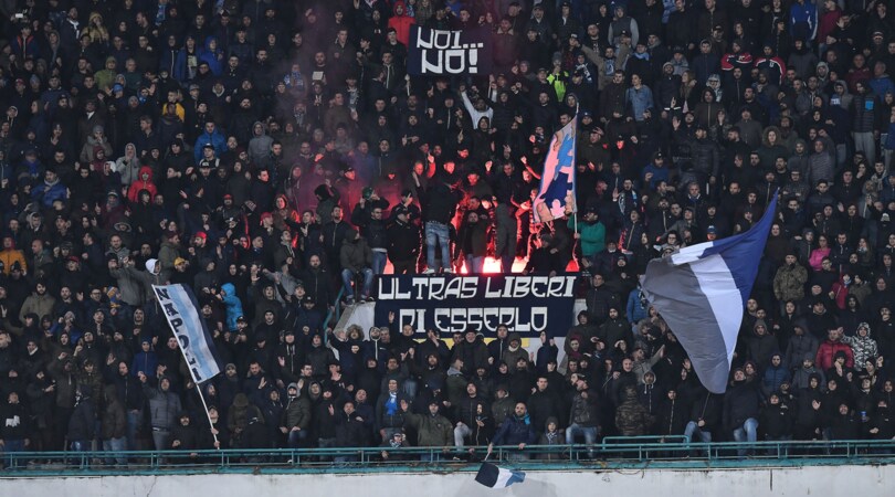 Napoli, il San Paolo si rif&agrave; il look per il Real Madrid