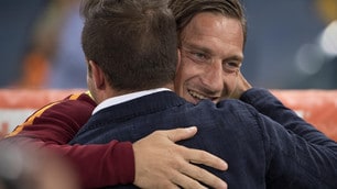 Roma-Juventus, l'abbraccio Totti-Del Piero
