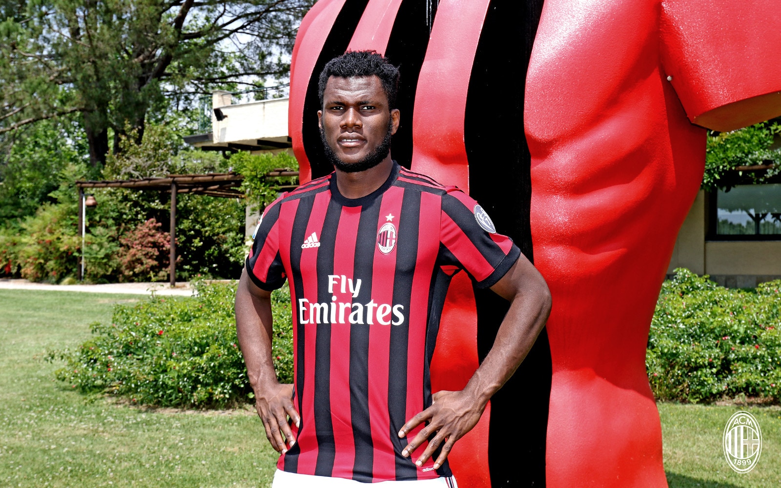 Kessie, primo giorno al Milan