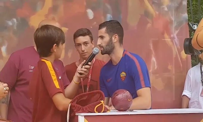 Roma, Gonalons firma autografi a Pinzolo
