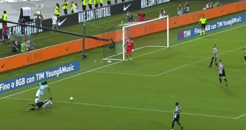 De Sciglio, l'ironia dei social: "Che affarone scambiarlo con Bonucci"