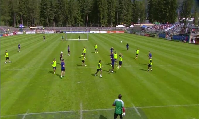 Nainggolan "promuove" Di Francesco