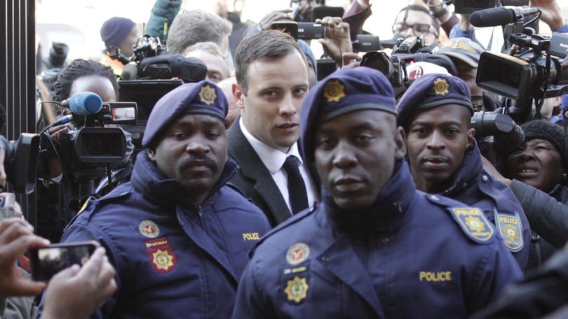 Pistorius deve incontrare i genitori di Reeva per uscire dal carcere
