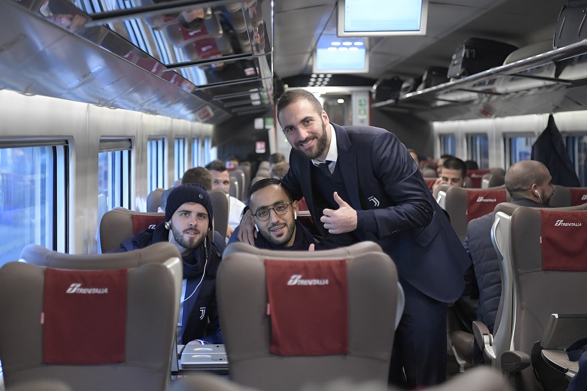 Una Juventus super elegante in viaggio verso Bologna