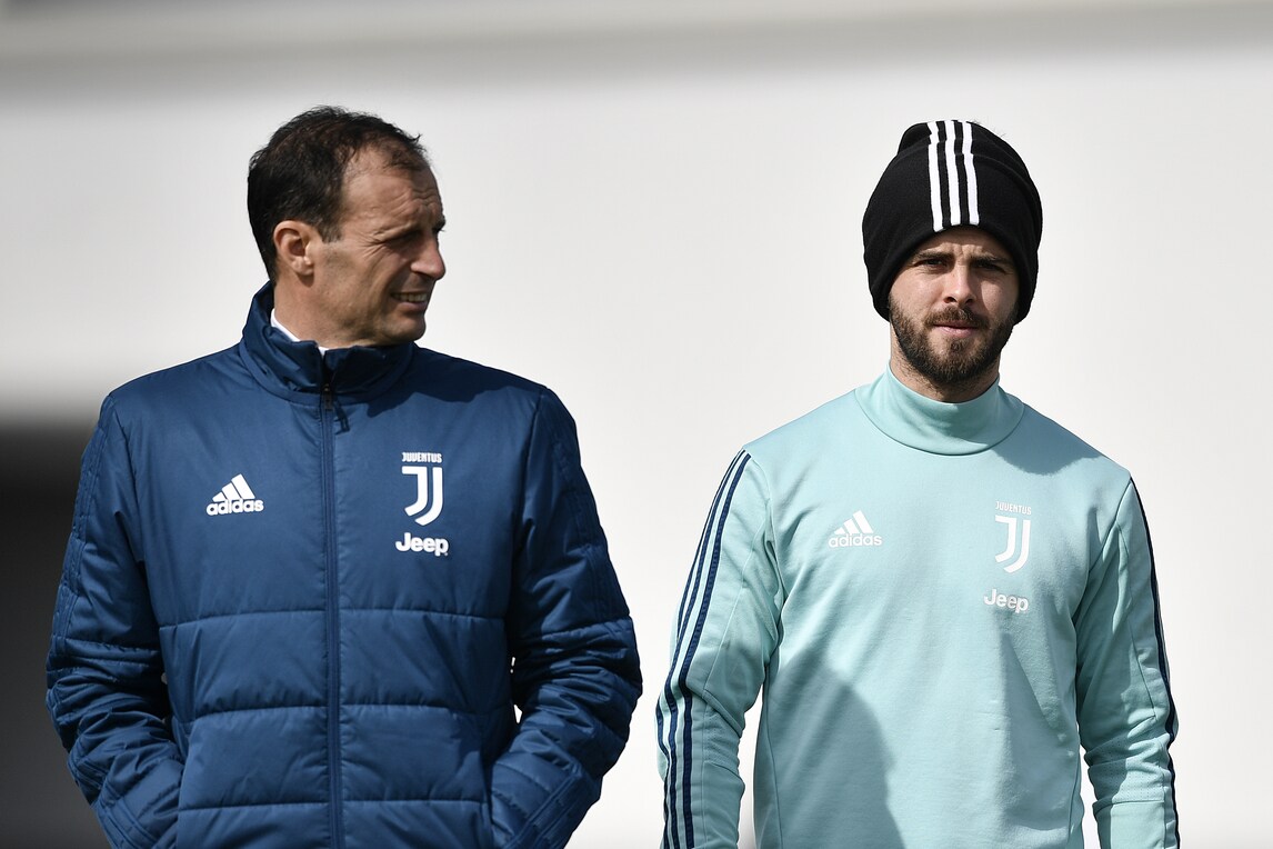 Pjanic elogia Allegri: “Il migliore che abbia mai avuto“