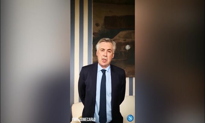 Napoli, Ancelotti saluta in 4 lingue