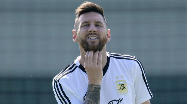 Nuovo taglio di capelli messi Nuovo taglio di capelli messi