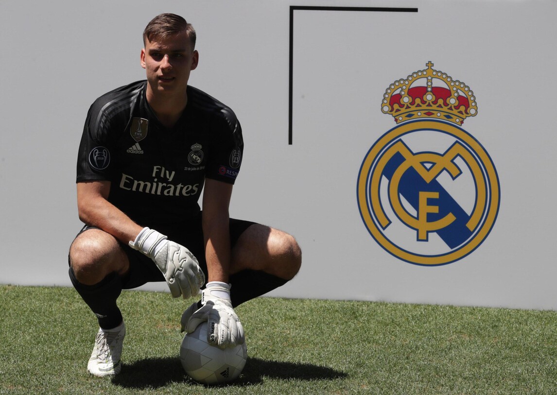 Real Madrid, Lunin è positivo al Covid