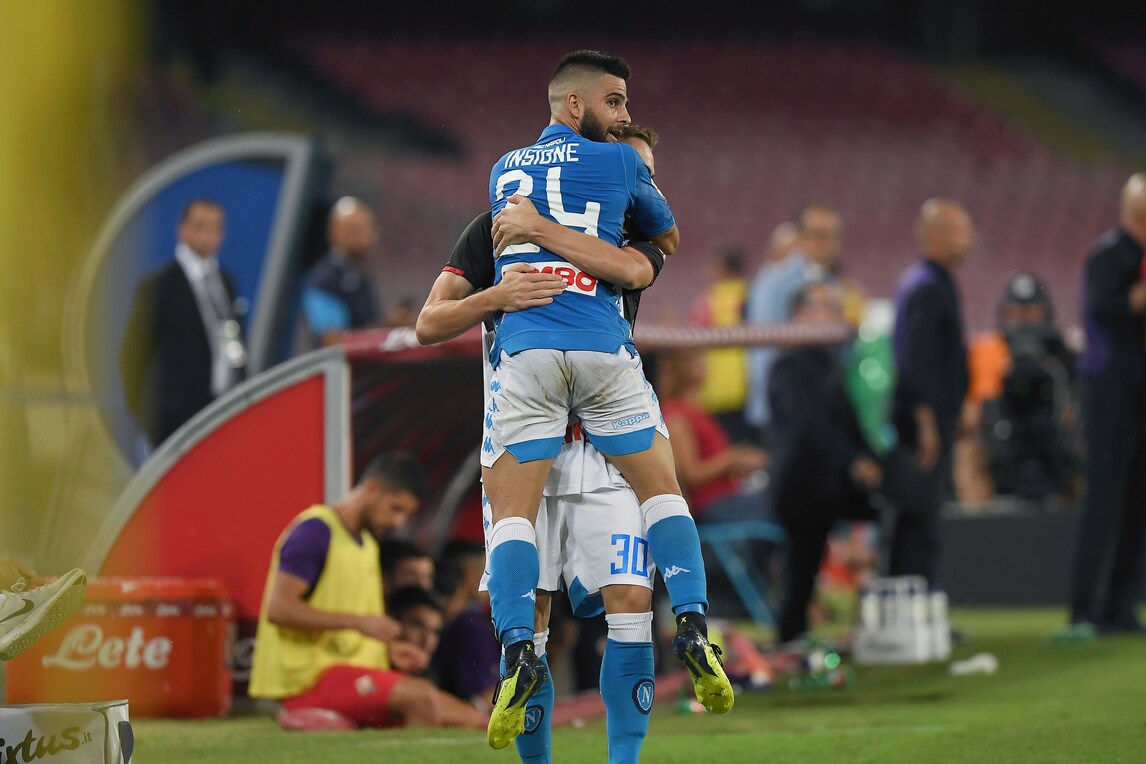Napoli, magia di Insigne: la Fiorentina va ko