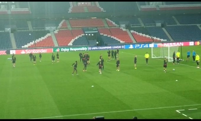Il Napoli si allena al Parco dei Principi