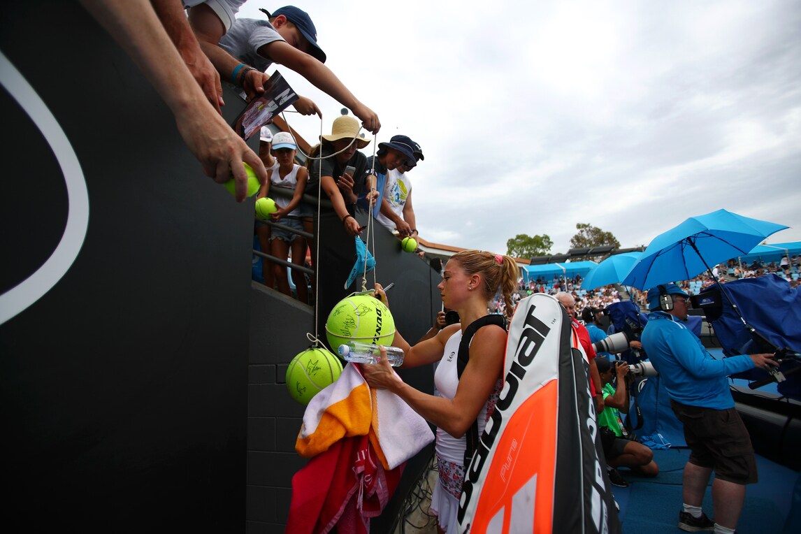 Tennis, Australian Open: Camila Giorgi va veloce