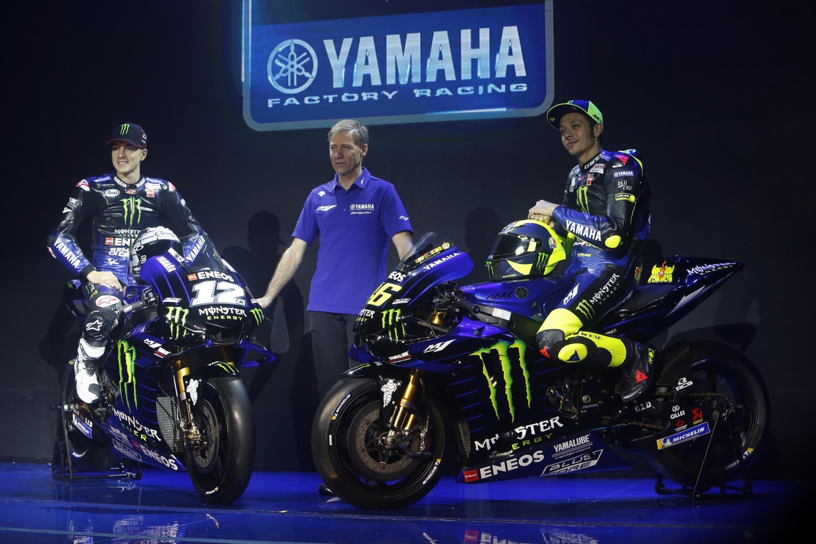 MotoGp, la Yamaha 2019 è nerazzurra: l'interista Rossi sorride