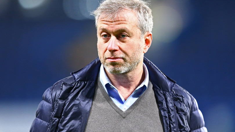 Abramovich in discussione, Bryant: "Gli va tolto il Chelsea"