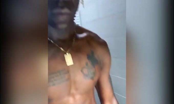 Balotelli mostra su Instagram il suo fisico
