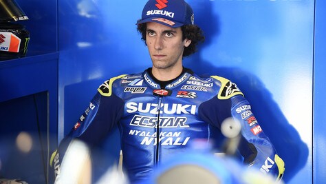 MotoGp Suzuki, Rins: «Ho vinto davanti al mio idolo Rossi»