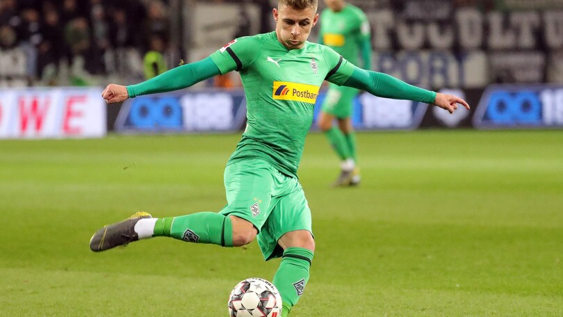 «Il Borussia Dortmund in vantaggio su Inter e Roma per Thorgan Hazard»
