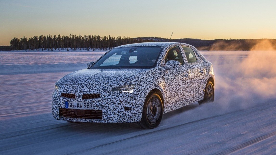 Nuova Opel Corsa, le foto dei muletti