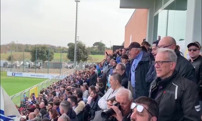 Cori razzisti, curva Lazio chiusa un turno