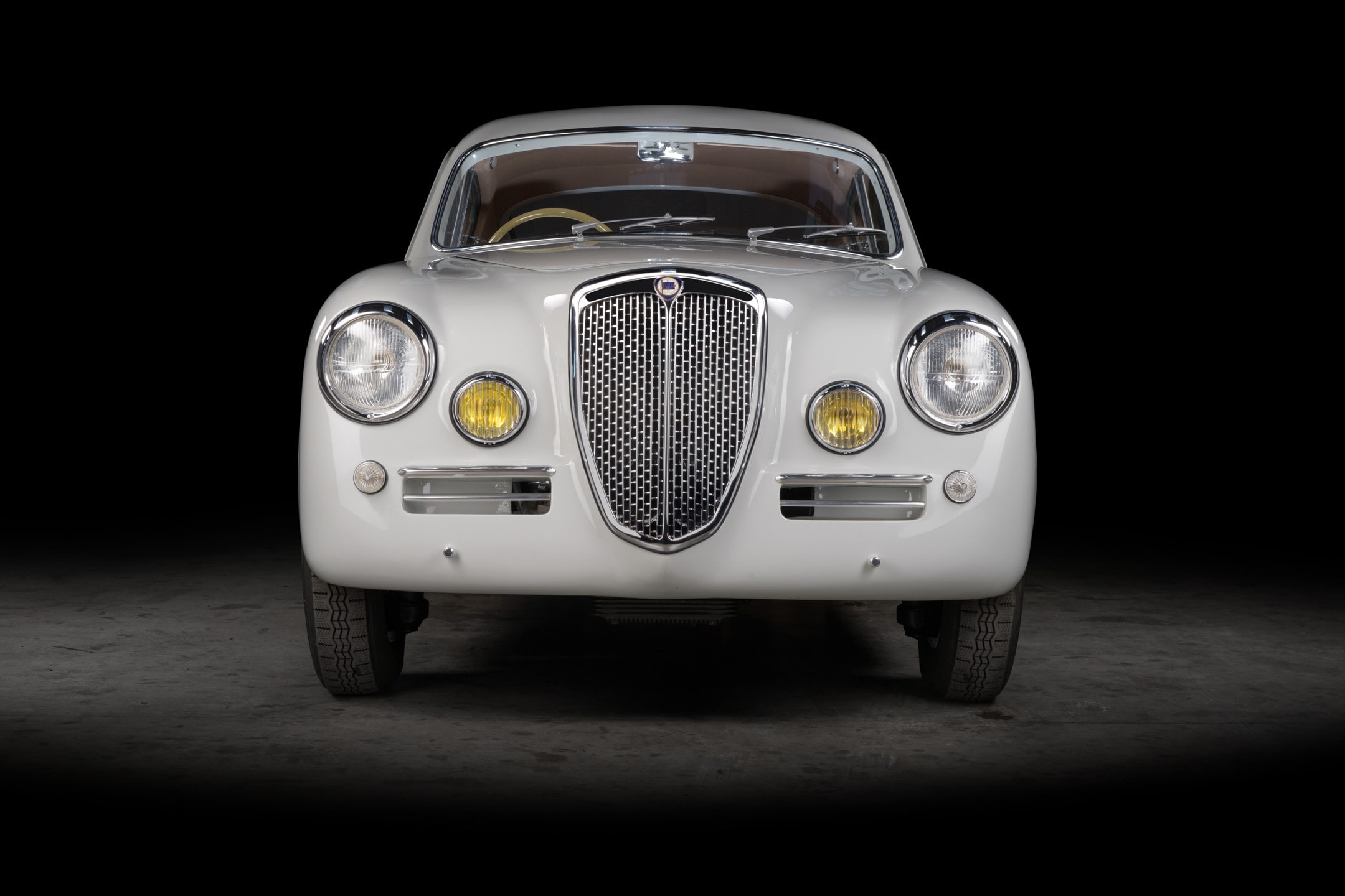 Lancia Aurelia 1953, prima e dopo il restauro: le foto