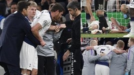 Tottenham-Ajax, paura Vertonghen: scontro con Onana e malore