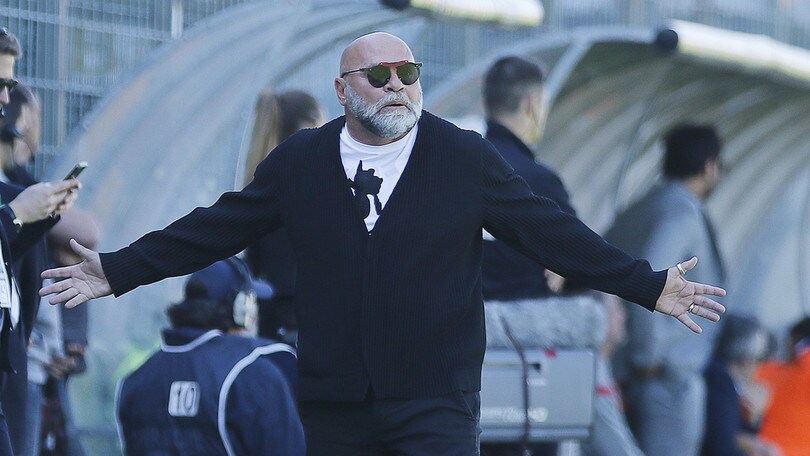 Cosmi attacca: Campionato prigioniero delle tv