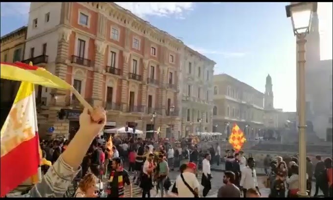 Il Lecce è in Serie A: in città scoppia la festa