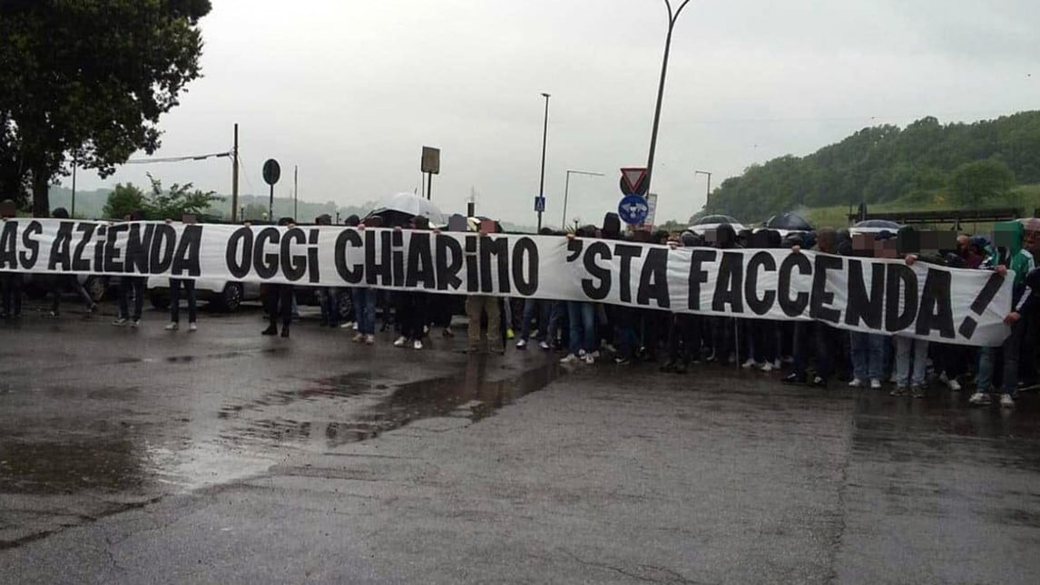 Addio De Rossi, contestazione a Trigoria contro la società