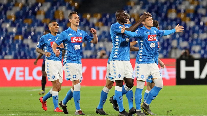 Napoli show, che poker all'Inter