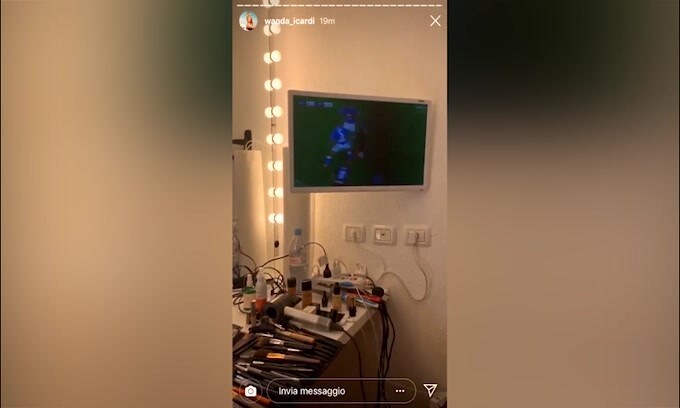 Commentatori: "Gol di Icardi inutile". Wanda risponde: "Come tua sorella"