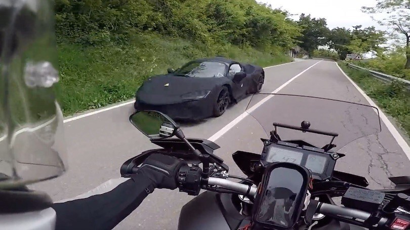 Ferrari ibrida, l'anteprima in un video amatoriale