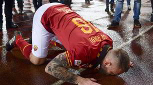Roma, che emozioni per l'addio di De Rossi: in lacrime anche Totti