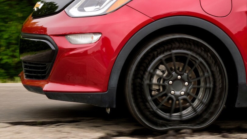 Michelin Uptis, nel 2024 arriva la gomma senz'aria