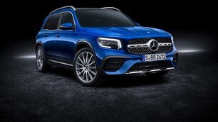 Nuova Mercedes GLB, le foto