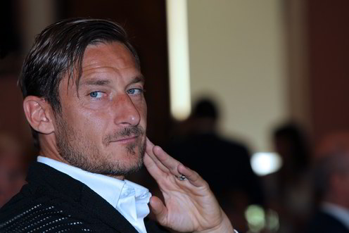 Totti al cinema per il suo docufilm: proiezione privata per parenti e amici