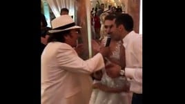 Mkhitaryan, nozze a Venezia: canta "Volare" con Al Bano