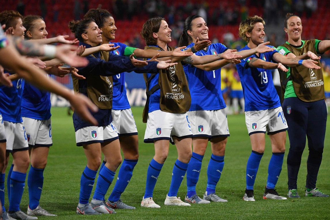 Italia, con il Brasile ko e...Macarena!