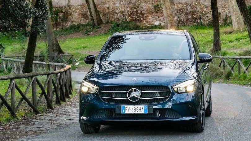 Mercedes, stand al Parco Valentino con Classe B, AMG A35 e GLE