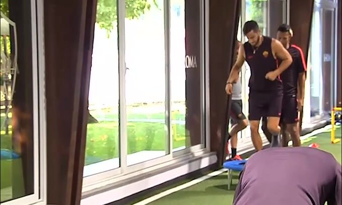 Manolas cerca casa a Napoli