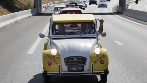 Citroen 2CV, la seconda tappa verso il Raduno del Secolo