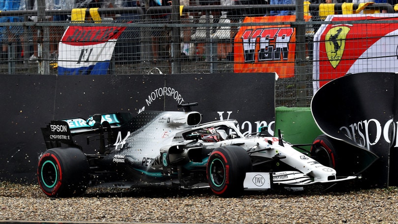 Gp Germania: Leclerc a muro, ritiro dopo 29 giri