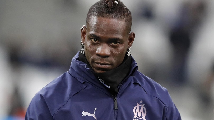 Verona, accelerata sul mercato: c'è anche l'idea Balotelli