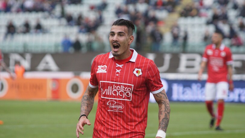 Bari, ufficiale: dal Napoli arriva Ferrari
