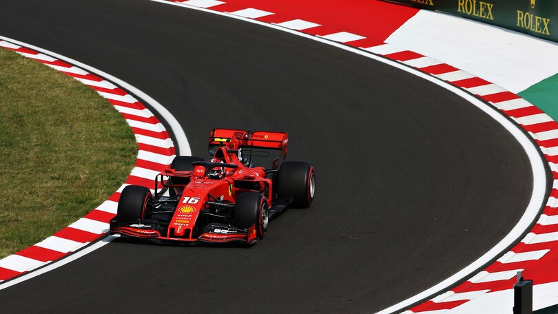 Gp Ungheria: Verstappen firma la prima pole in carriera, Leclerc quarto
